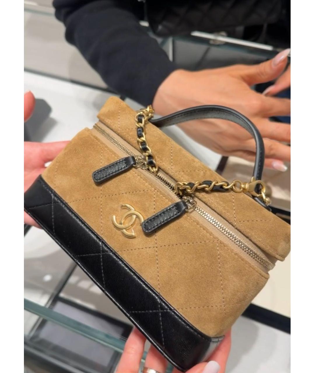 CHANEL Коричневая кожаная сумка с короткими ручками, фото 3