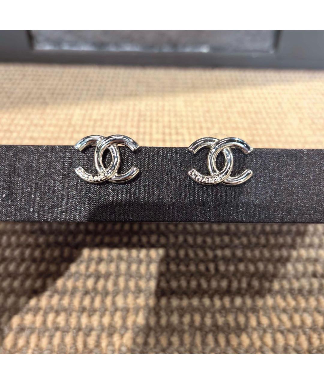 CHANEL Серебряные металлические серьги, фото 2