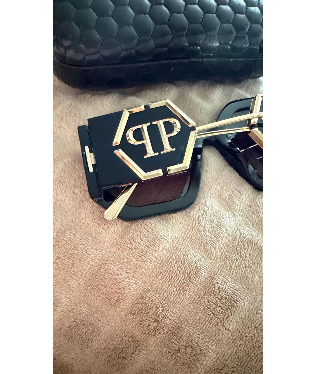 PHILIPP PLEIN Черные пластиковые солнцезащитные очки, фото 2