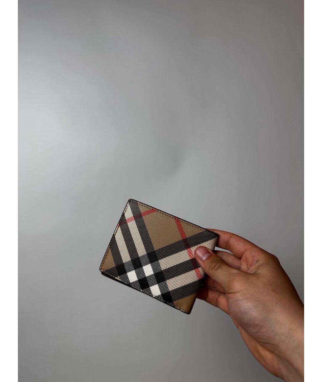 BURBERRY Бежевый кожаный кошелек, фото 2