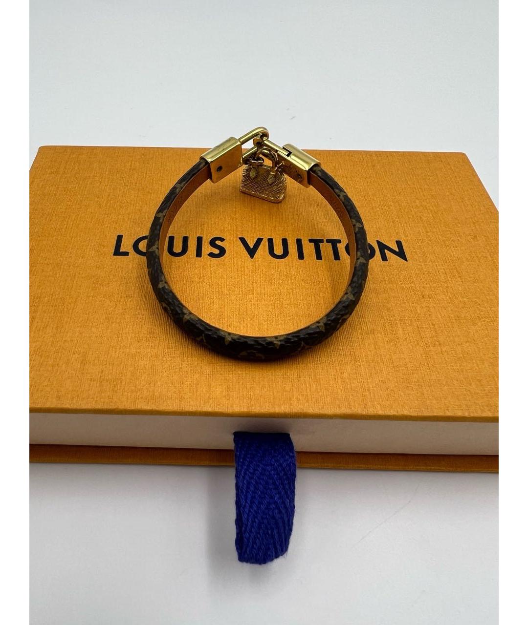 LOUIS VUITTON Коричневый латунный браслет, фото 3