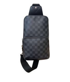 LOUIS VUITTON Сумка на плечо