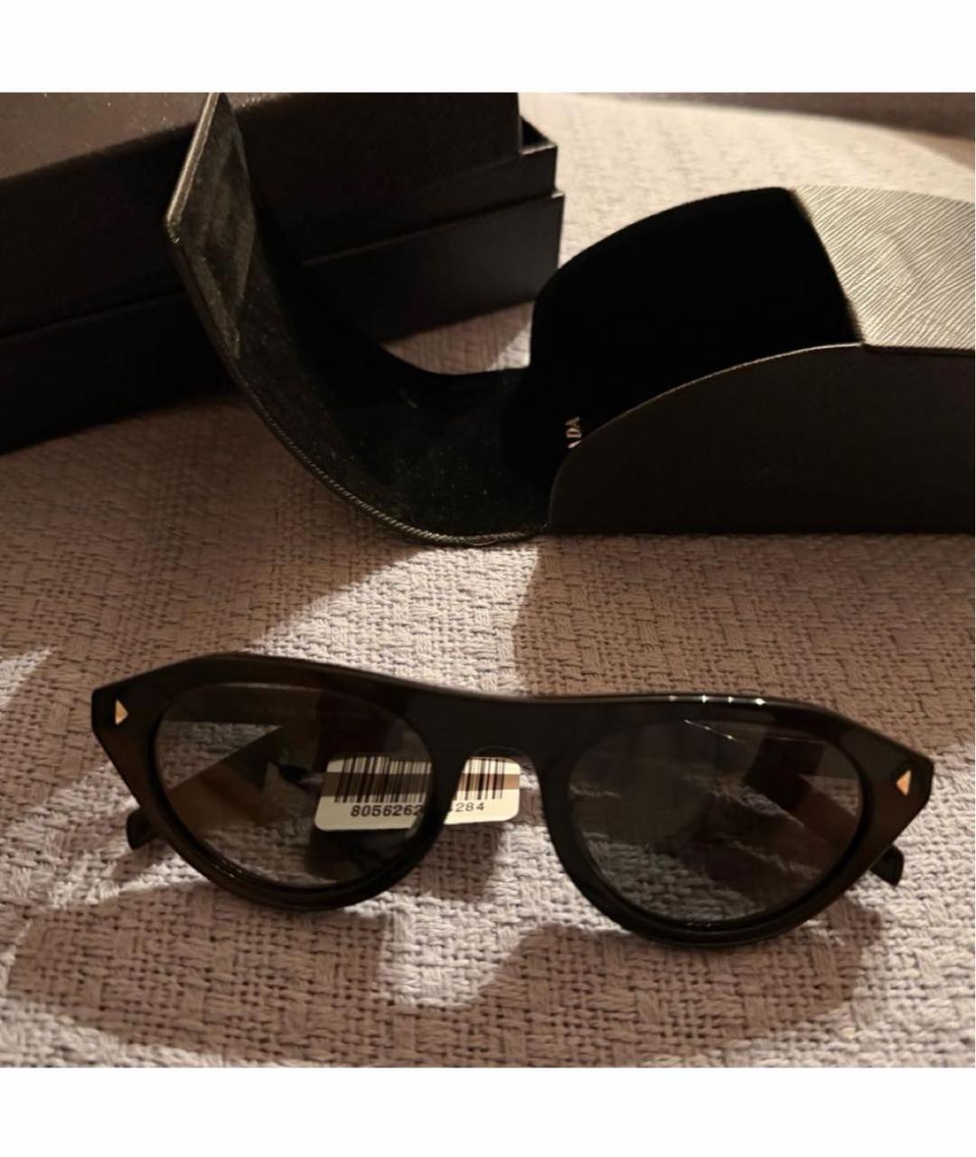 PRADA Черные пластиковые солнцезащитные очки, фото 4