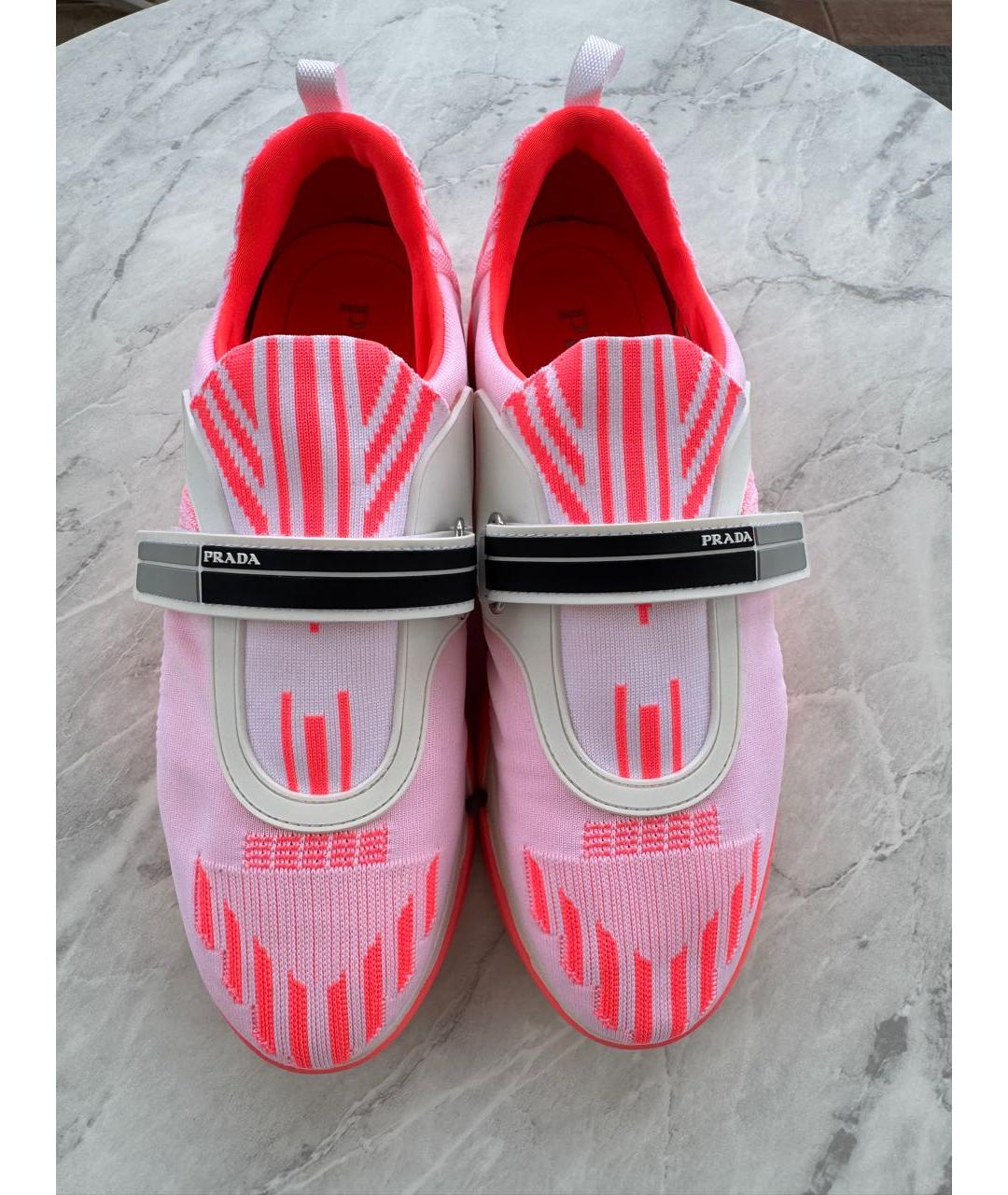 PRADA Белые текстильные кроссовки, фото 2
