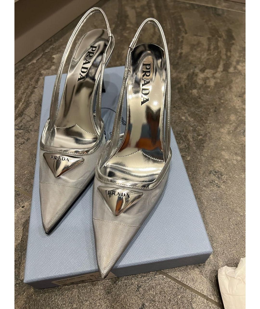 PRADA Серебряные синтетические туфли, фото 4