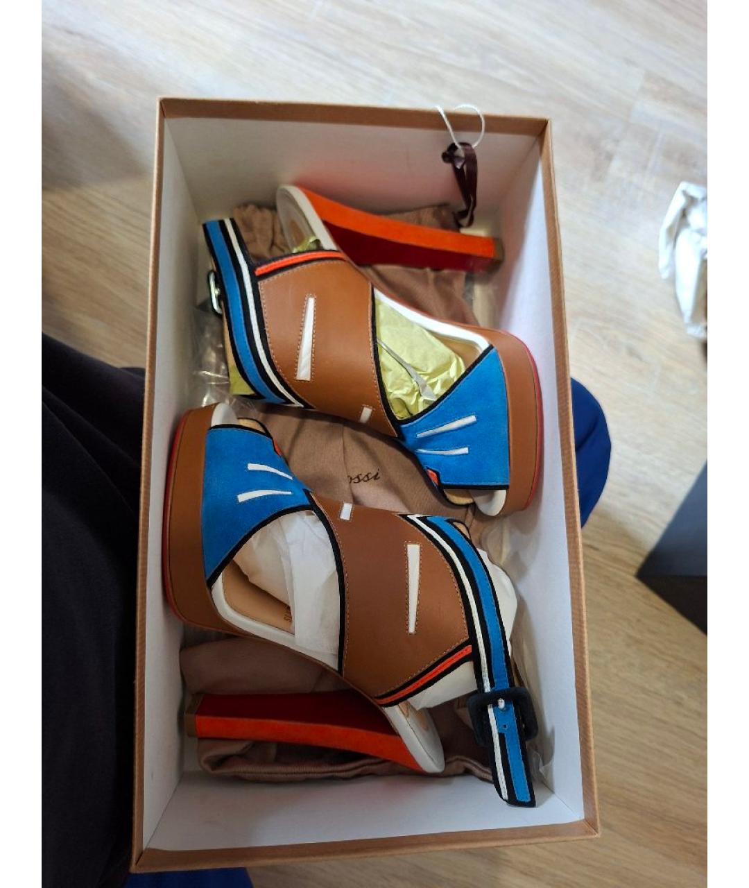 CHRISTIAN LOUBOUTIN Мульти замшевые босоножки, фото 8