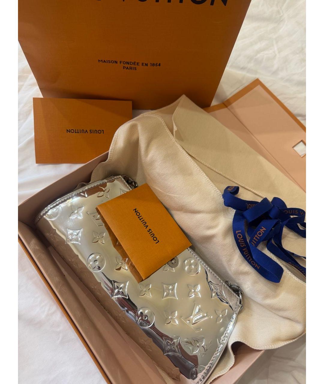 LOUIS VUITTON Серебряная сумка с короткими ручками, фото 5