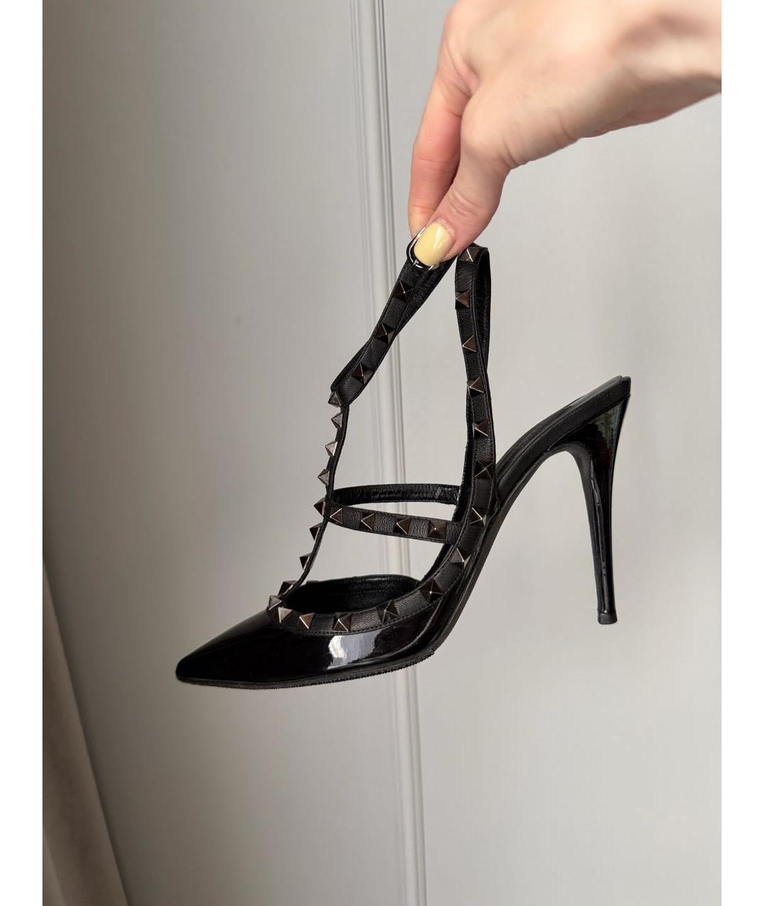 VALENTINO Черные босоножки из лакированной кожи, фото 3
