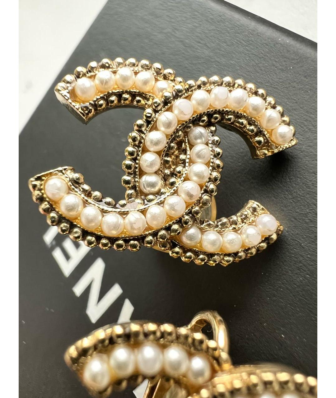 CHANEL Золотые металлические клипсы, фото 8