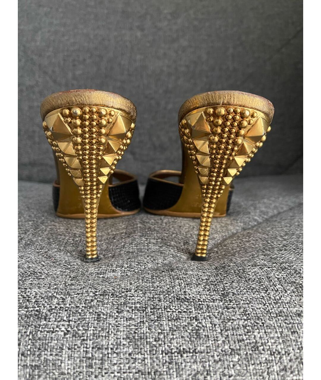 GUCCI Черные мюли из экзотической кожи, фото 5