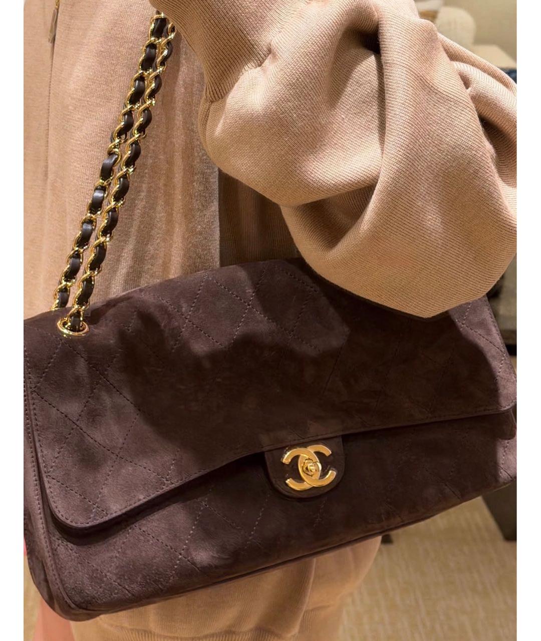 CHANEL Коричневая замшевая сумка с короткими ручками, фото 6