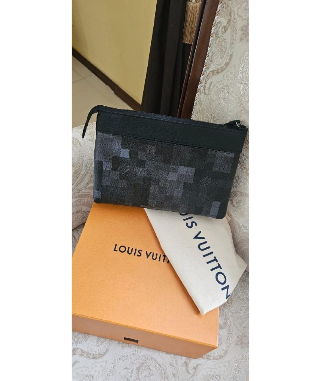 LOUIS VUITTON Серая косметичка, фото 2