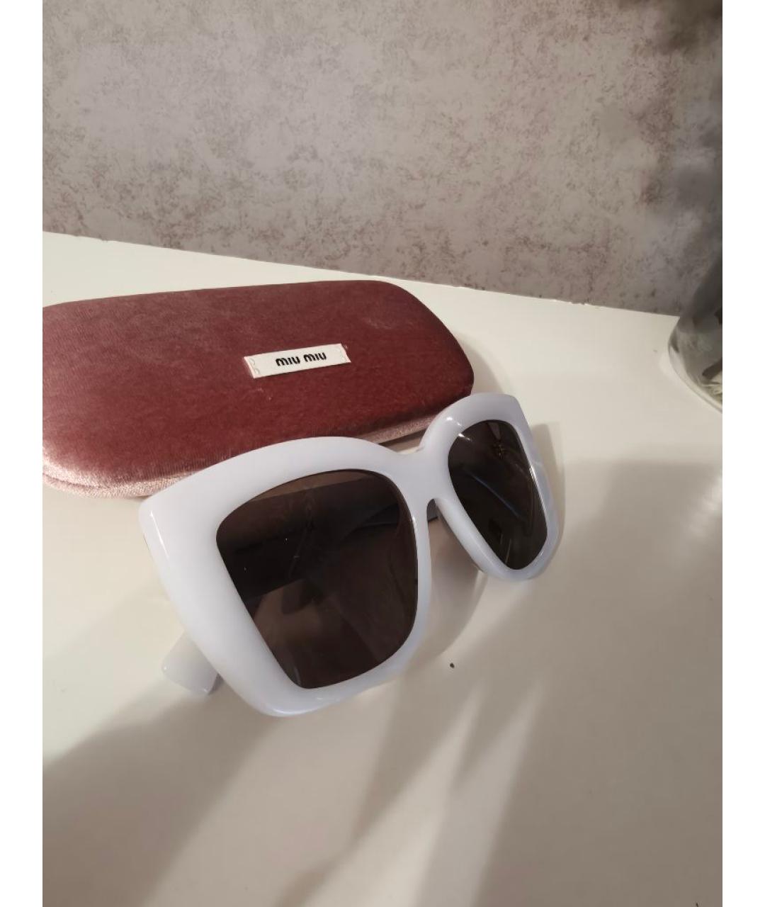 MIU MIU Белые пластиковые солнцезащитные очки, фото 9