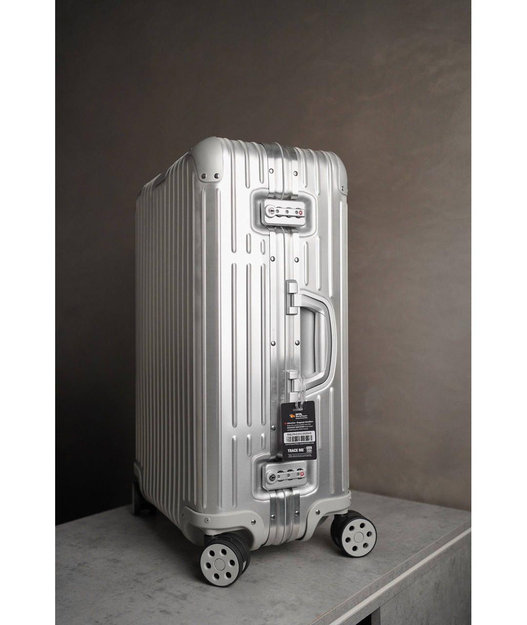 Rimowa Серебряный чемодан, фото 2