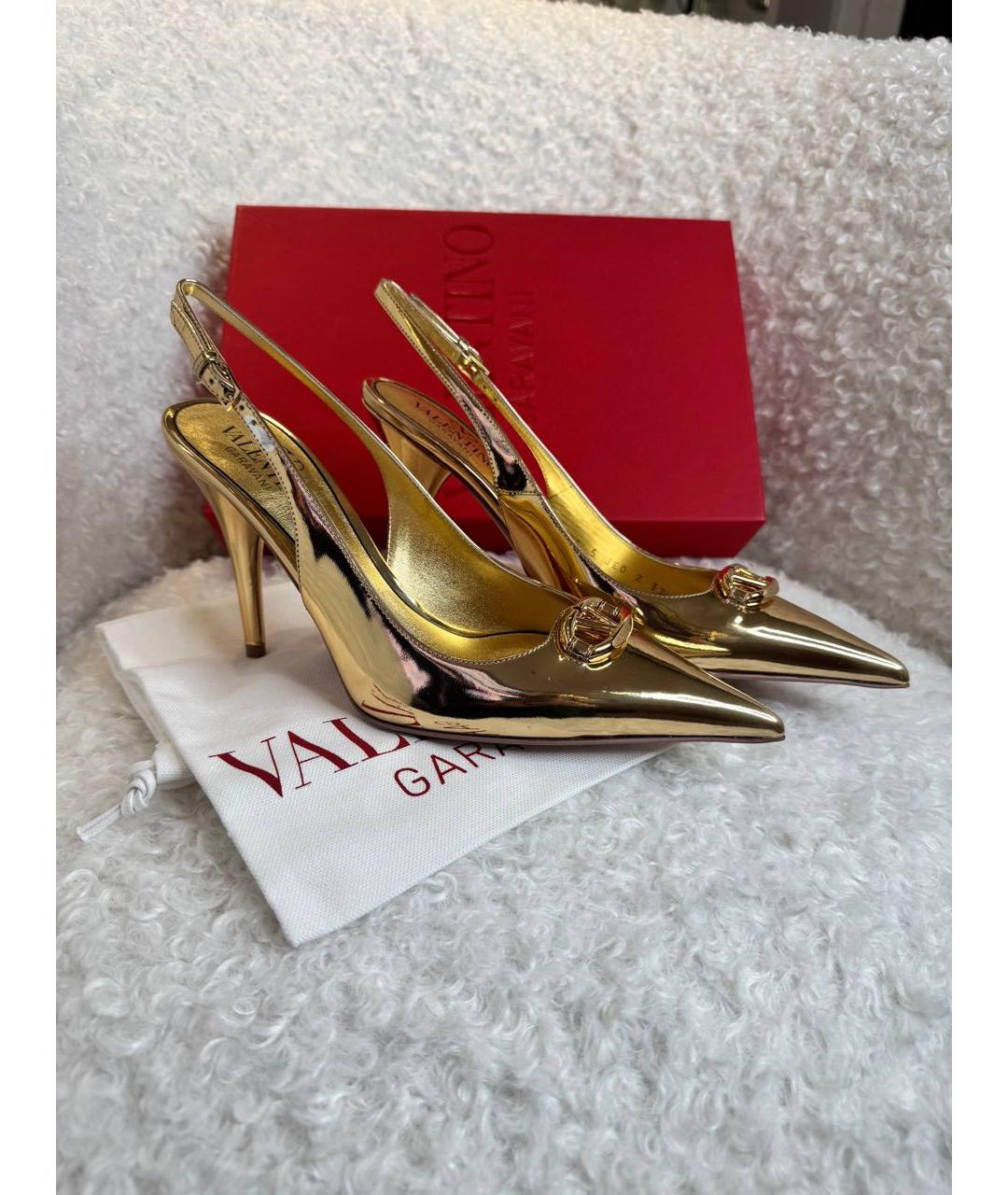 VALENTINO Золотые кожаные туфли, фото 5