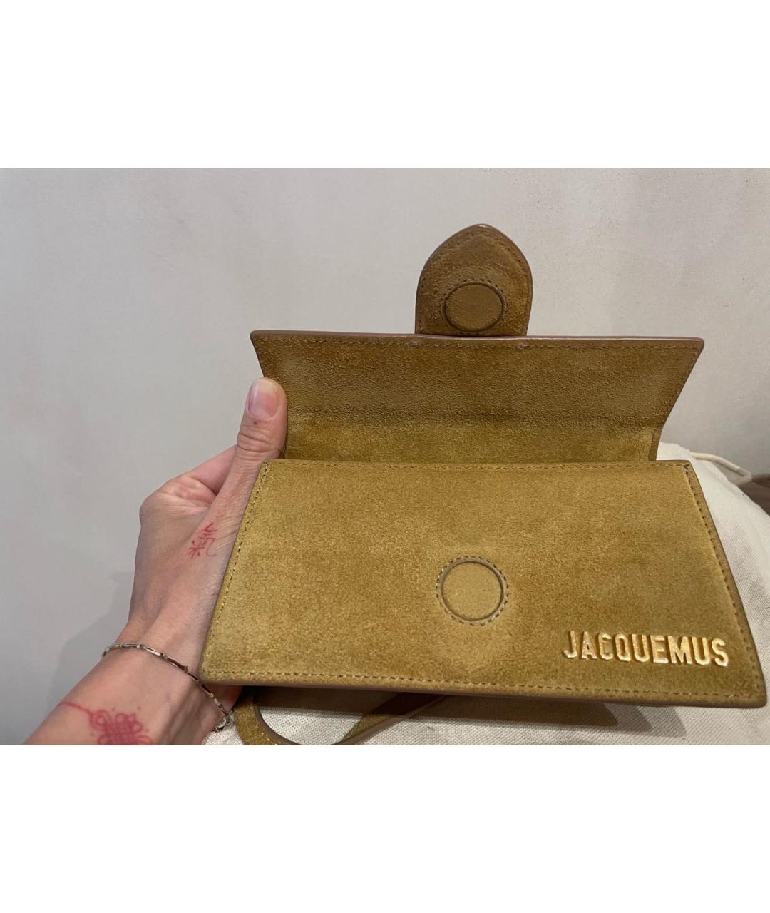 JACQUEMUS Горчичная замшевая сумка с короткими ручками, фото 3