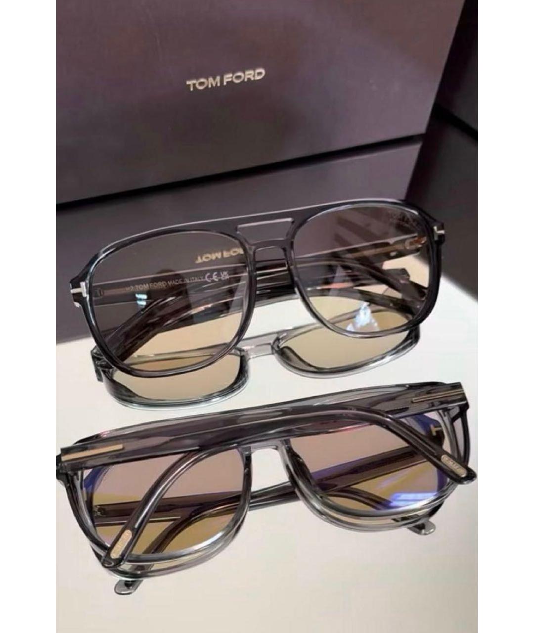 TOM FORD Серые пластиковые солнцезащитные очки, фото 3