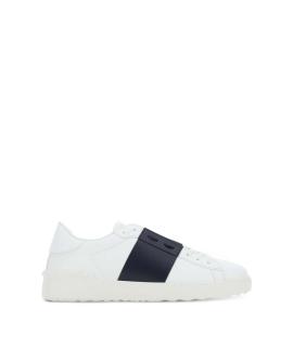 VALENTINO Низкие кроссовки / кеды