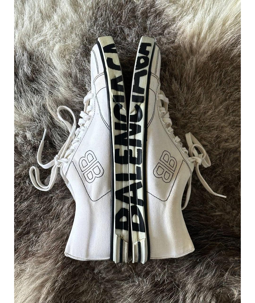 BALENCIAGA Бежевые текстильные низкие кроссовки / кеды, фото 9