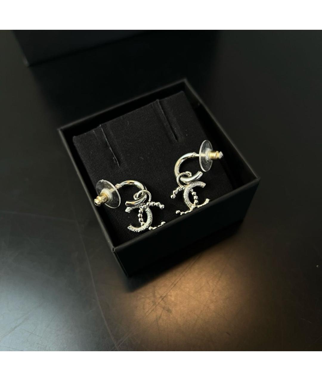 CHANEL Серебряные металлические серьги, фото 5