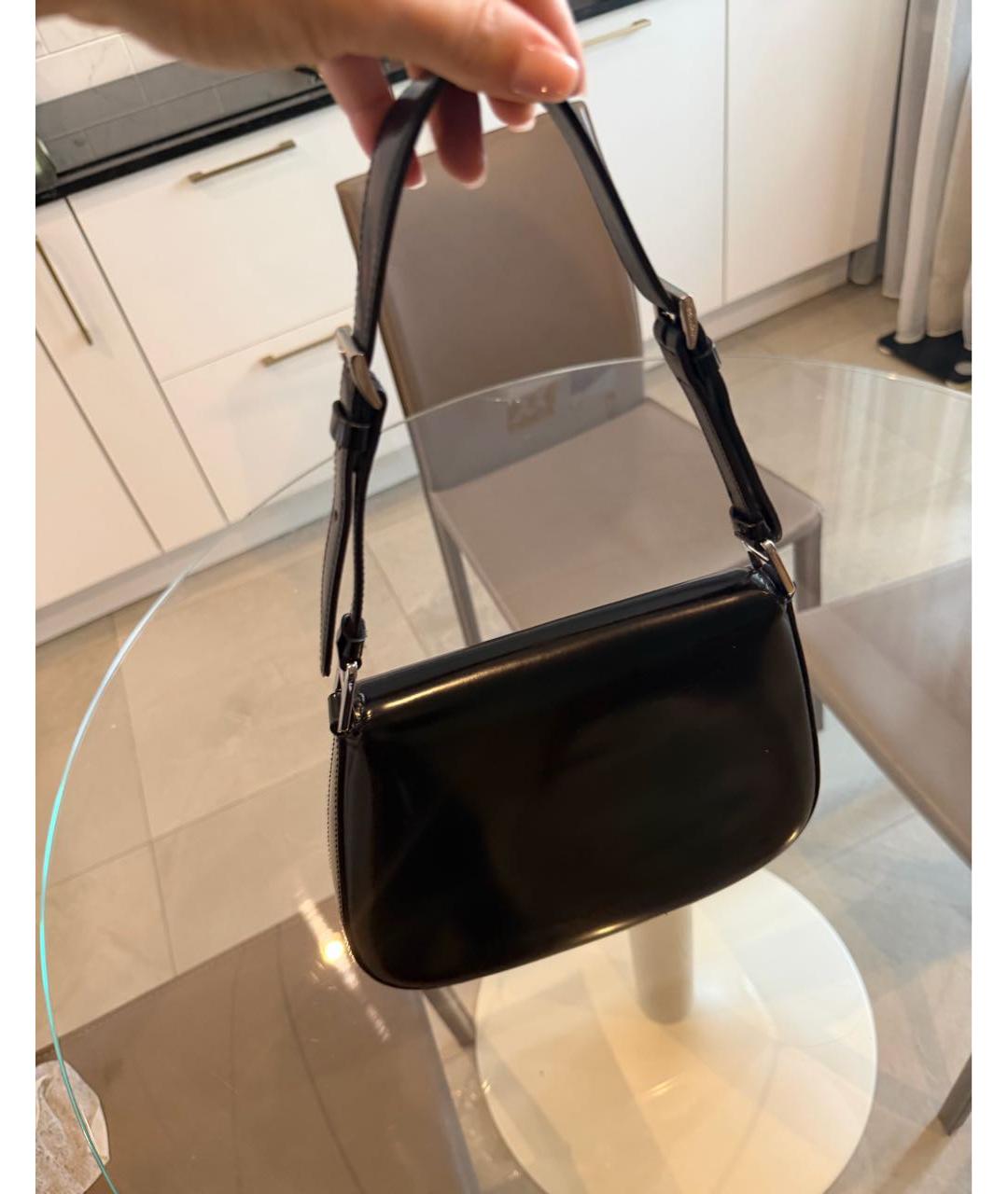 PRADA Черная сумка через плечо из лакированной кожи, фото 3