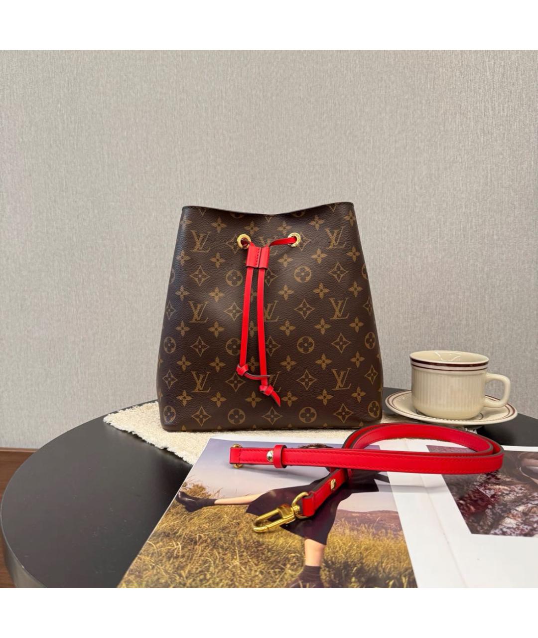LOUIS VUITTON Сумка через плечо, фото 2