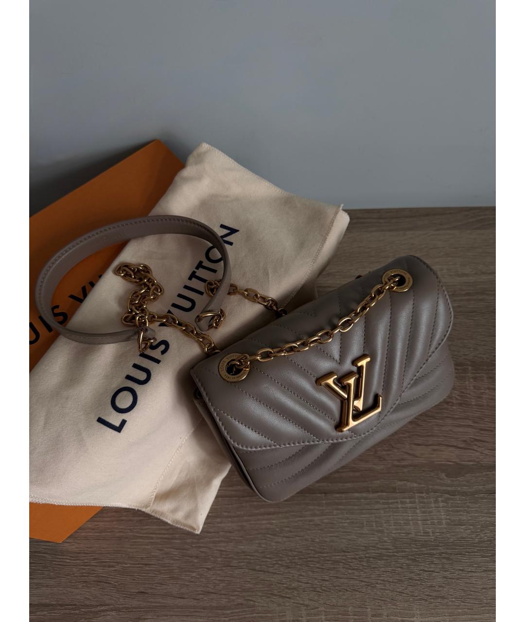 LOUIS VUITTON Бежевая кожаная сумка через плечо, фото 7