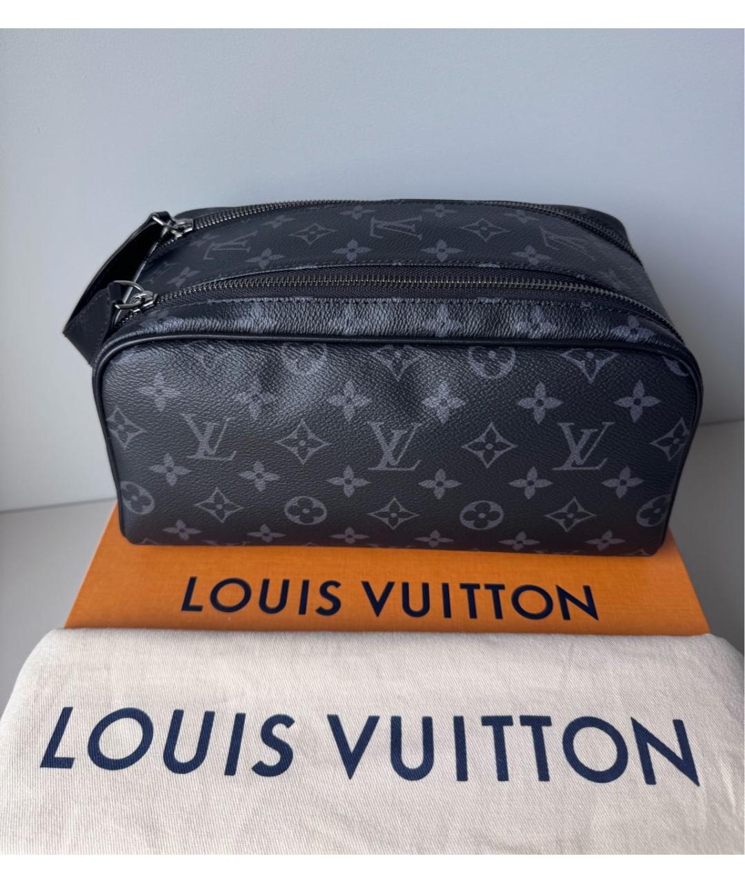 LOUIS VUITTON Черная барсетка, фото 2