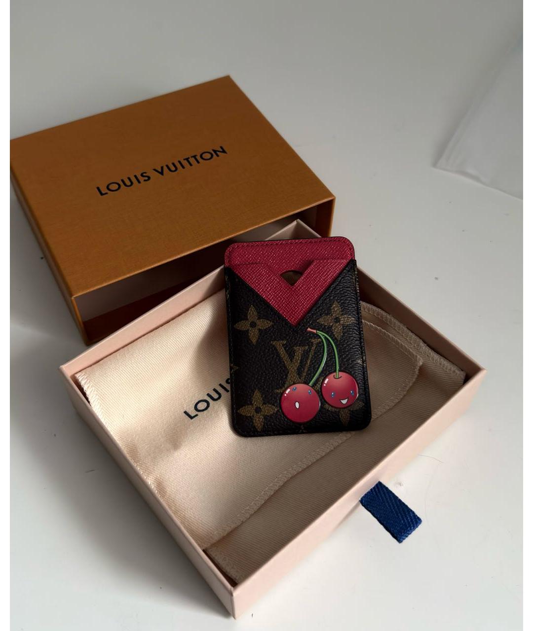 LOUIS VUITTON Коричневый кожаный кардхолдер, фото 5