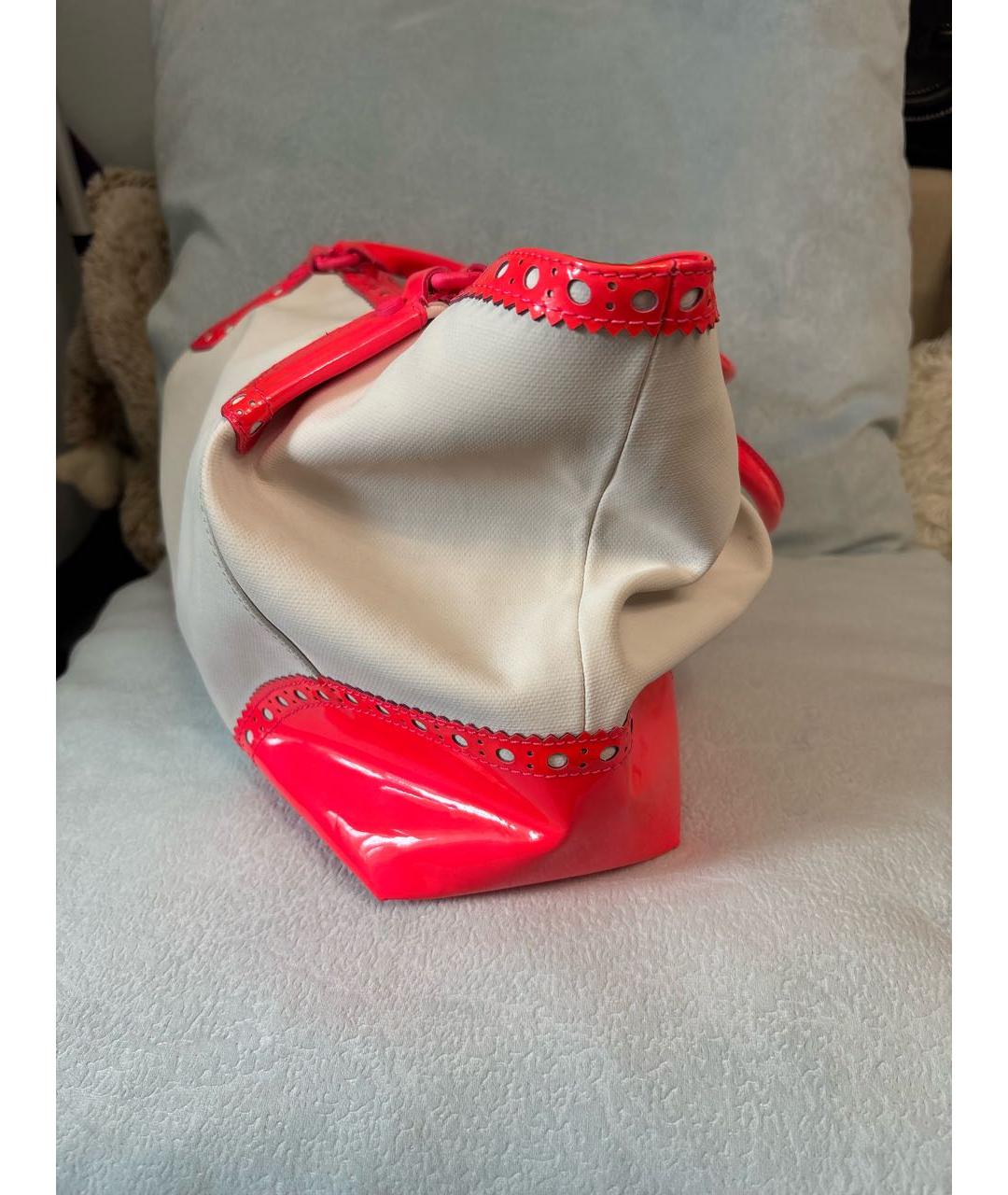 MOSCHINO Белая сумка тоут из лакированной кожи, фото 2
