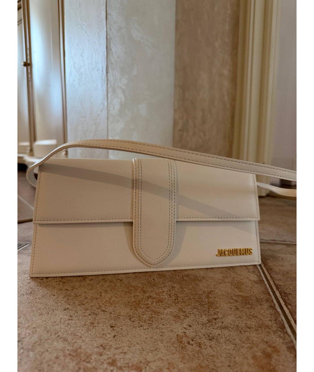 JACQUEMUS Белая кожаная сумка с короткими ручками, фото 6