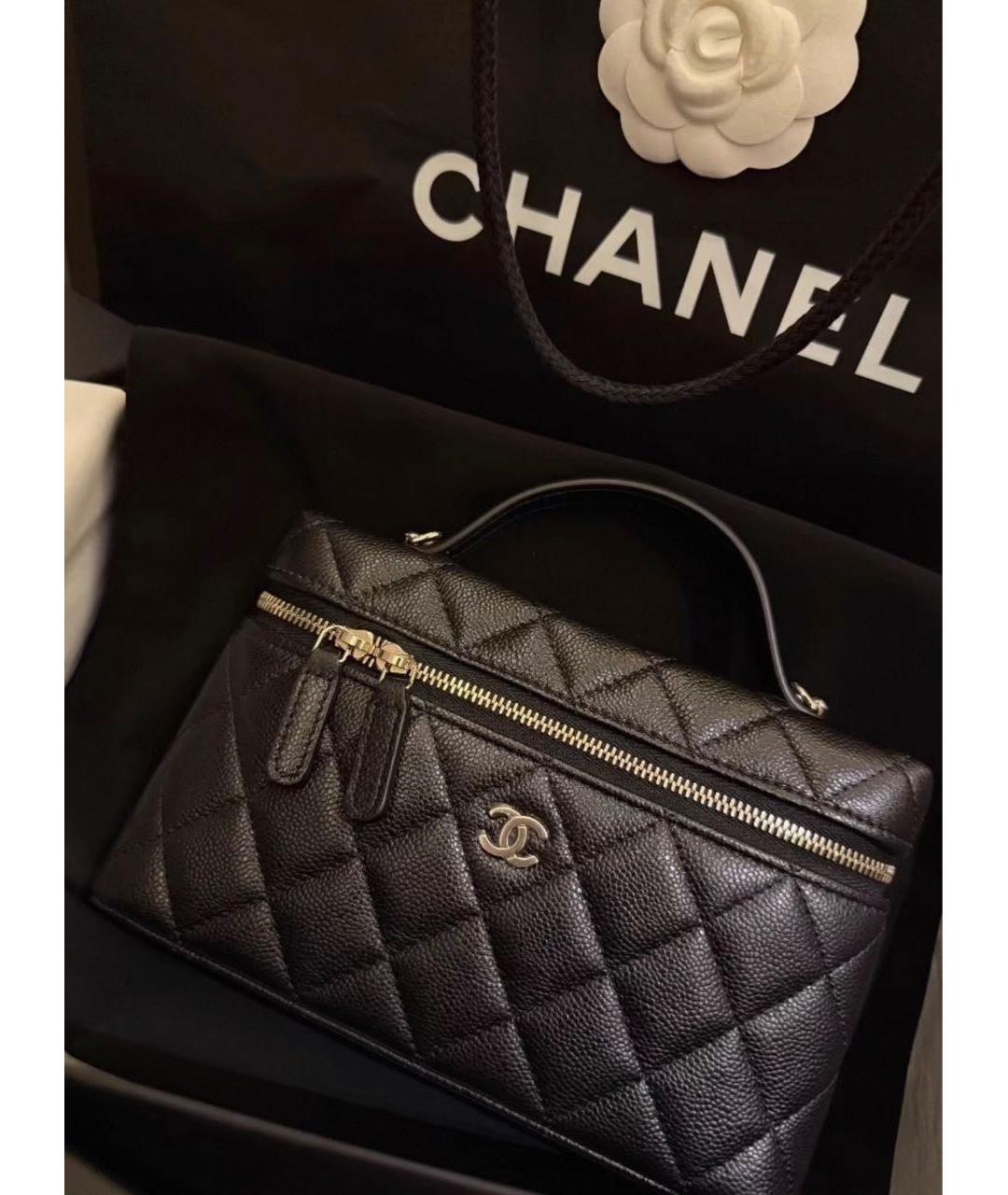 CHANEL Черная кожаная сумка через плечо, фото 3