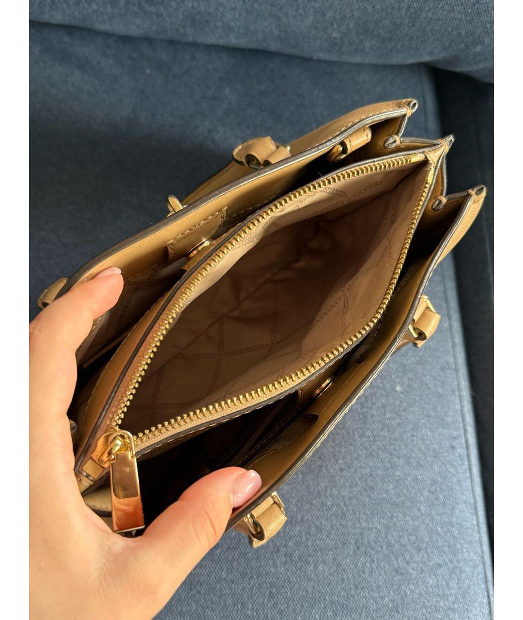 MICHAEL KORS Бежевая сумка с короткими ручками из искусственной кожи, фото 8