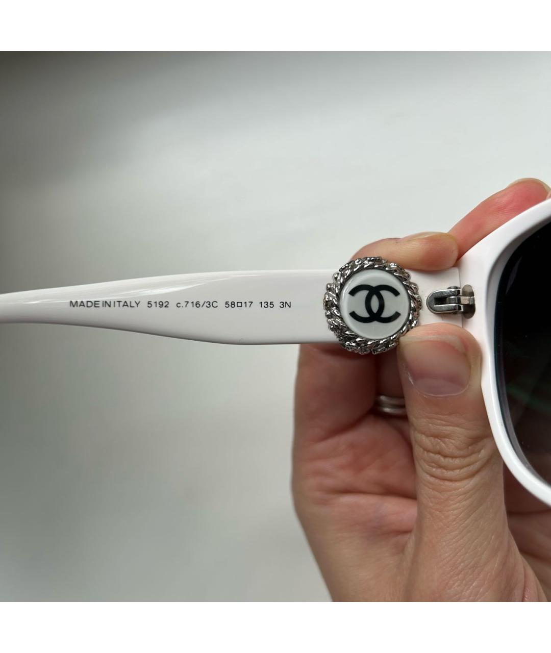 CHANEL Белые пластиковые солнцезащитные очки, фото 4