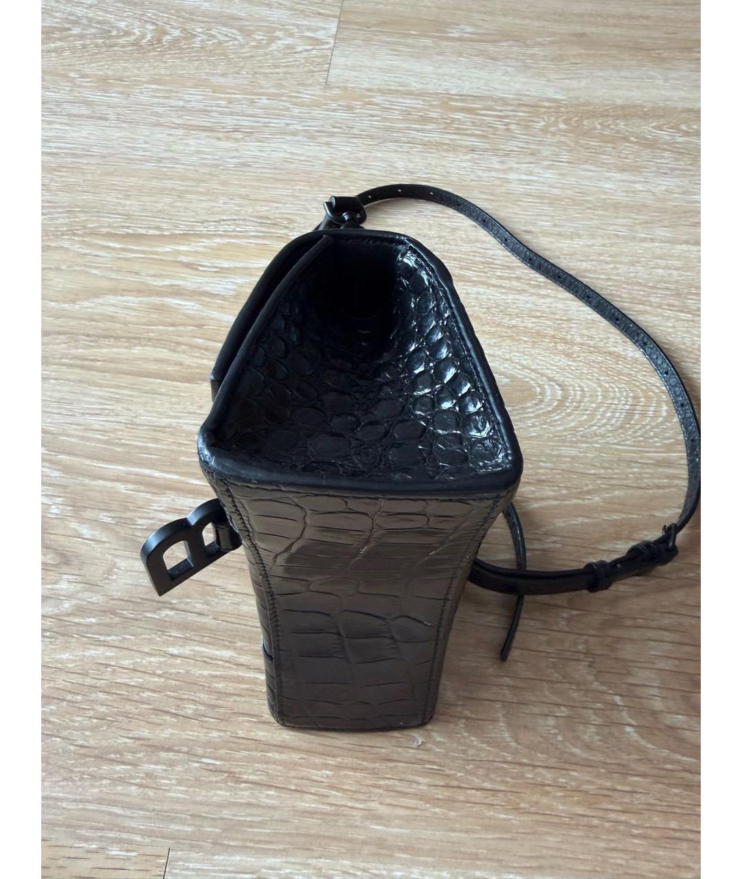 BALENCIAGA Черная сумка через плечо из лакированной кожи, фото 2