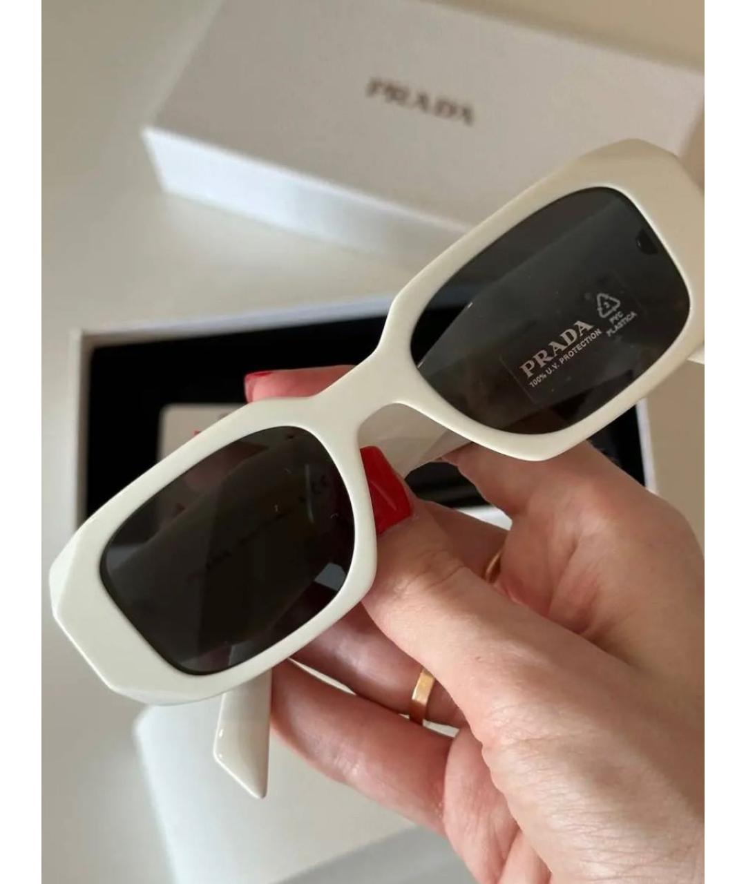 PRADA Белые пластиковые солнцезащитные очки, фото 5