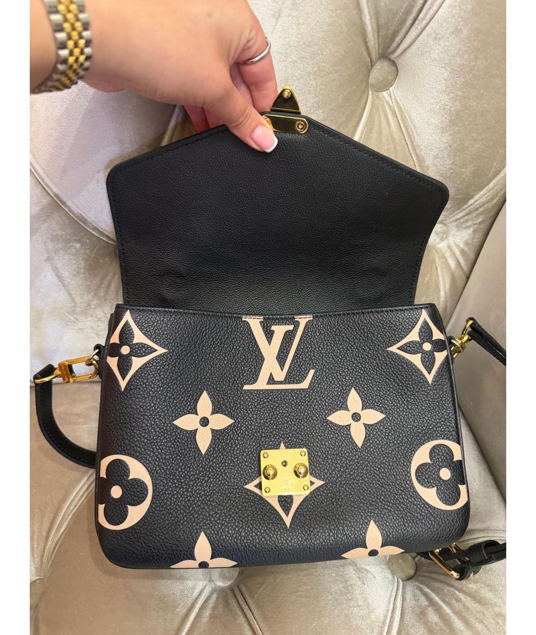 LOUIS VUITTON Черная кожаная сумка с короткими ручками, фото 5