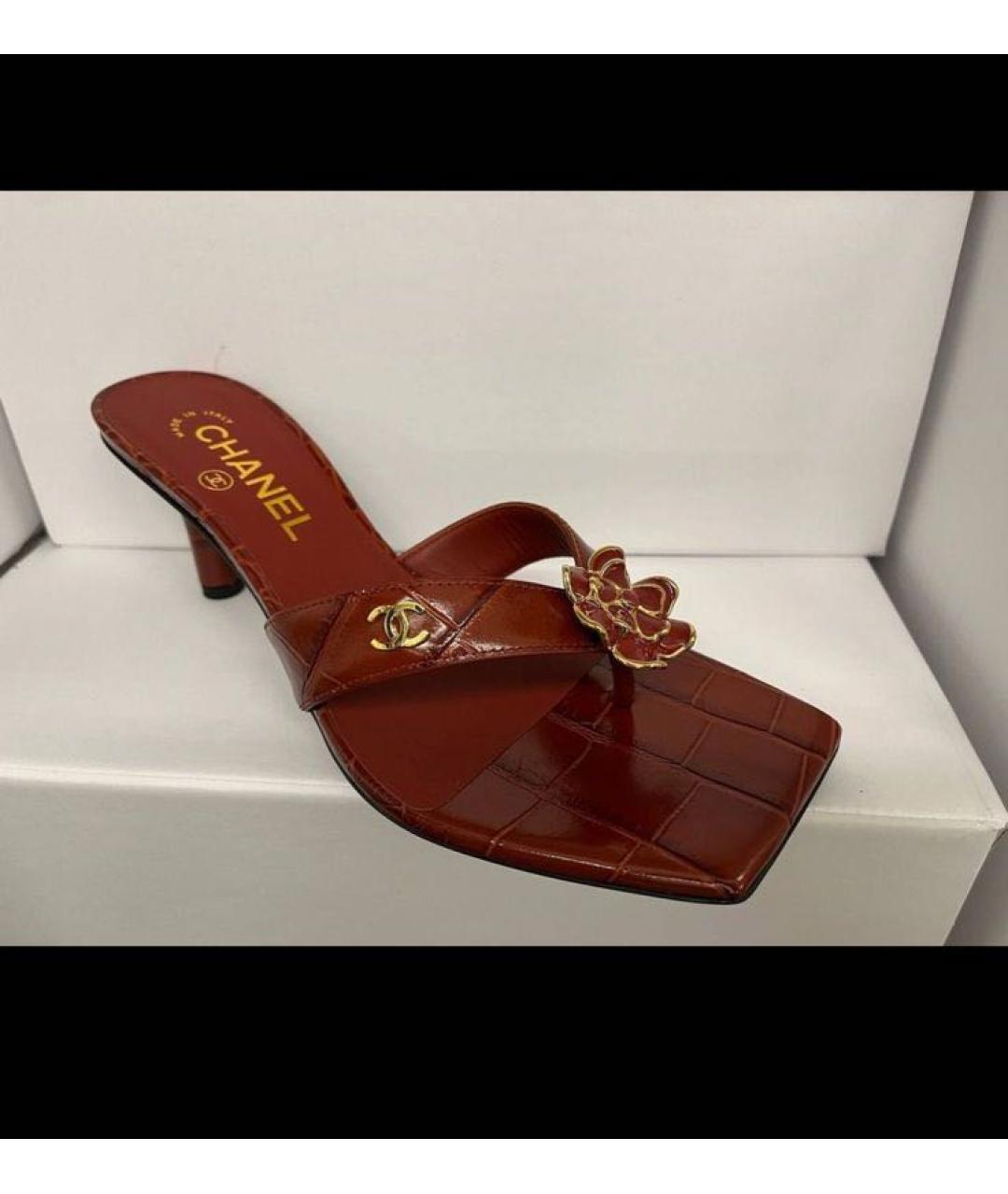 CHANEL Красные кожаные мюли, фото 2