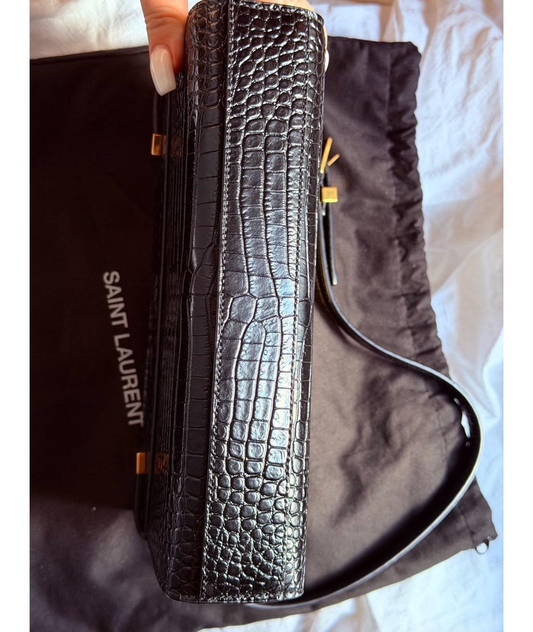 SAINT LAURENT Черная сумка с короткими ручками из лакированной кожи, фото 4