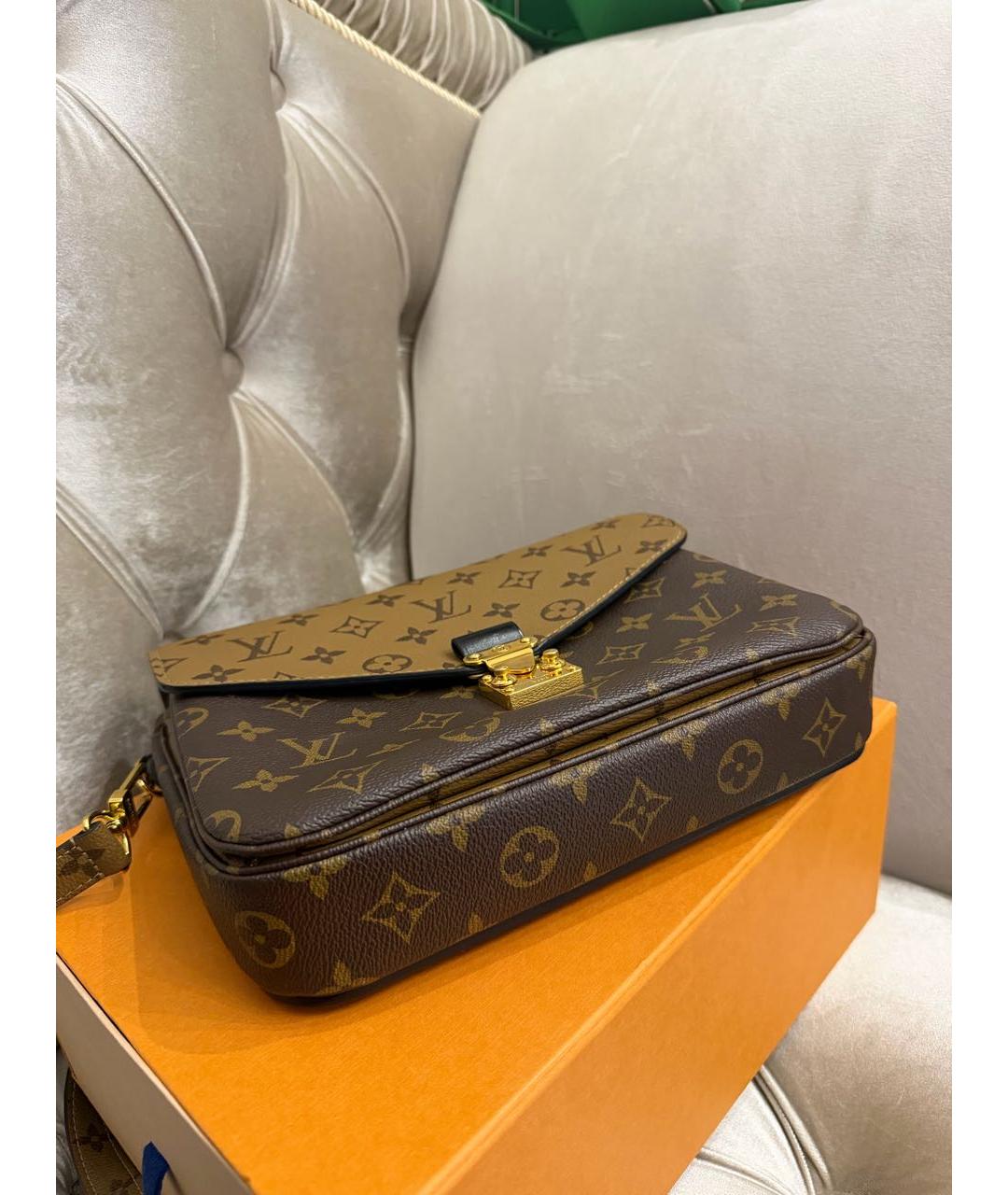 LOUIS VUITTON Коричневая сумка с короткими ручками, фото 5