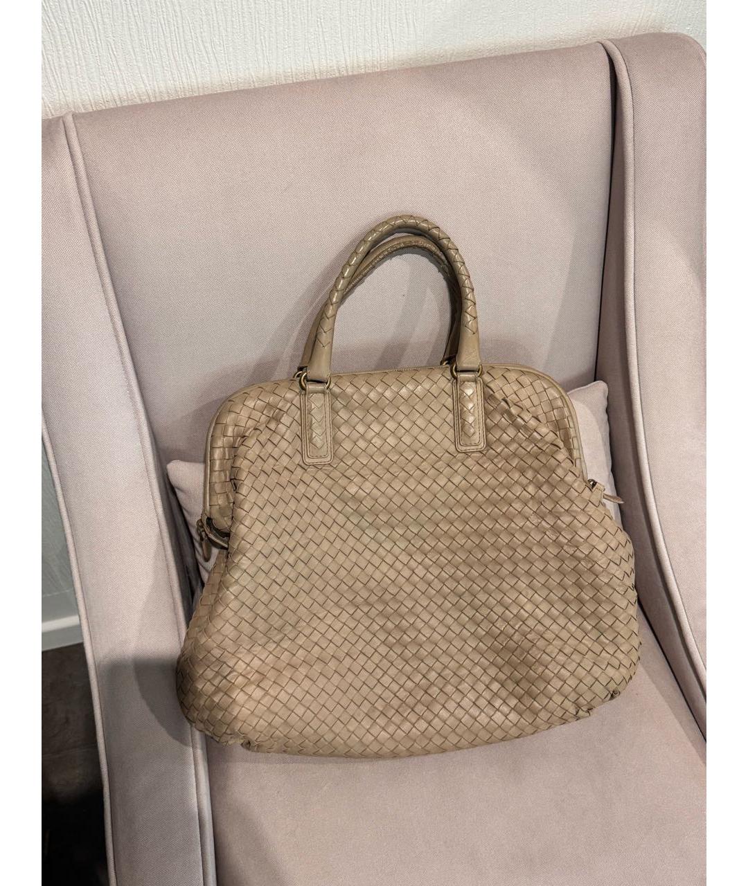 BOTTEGA VENETA Бежевая кожаная сумка с короткими ручками, фото 4