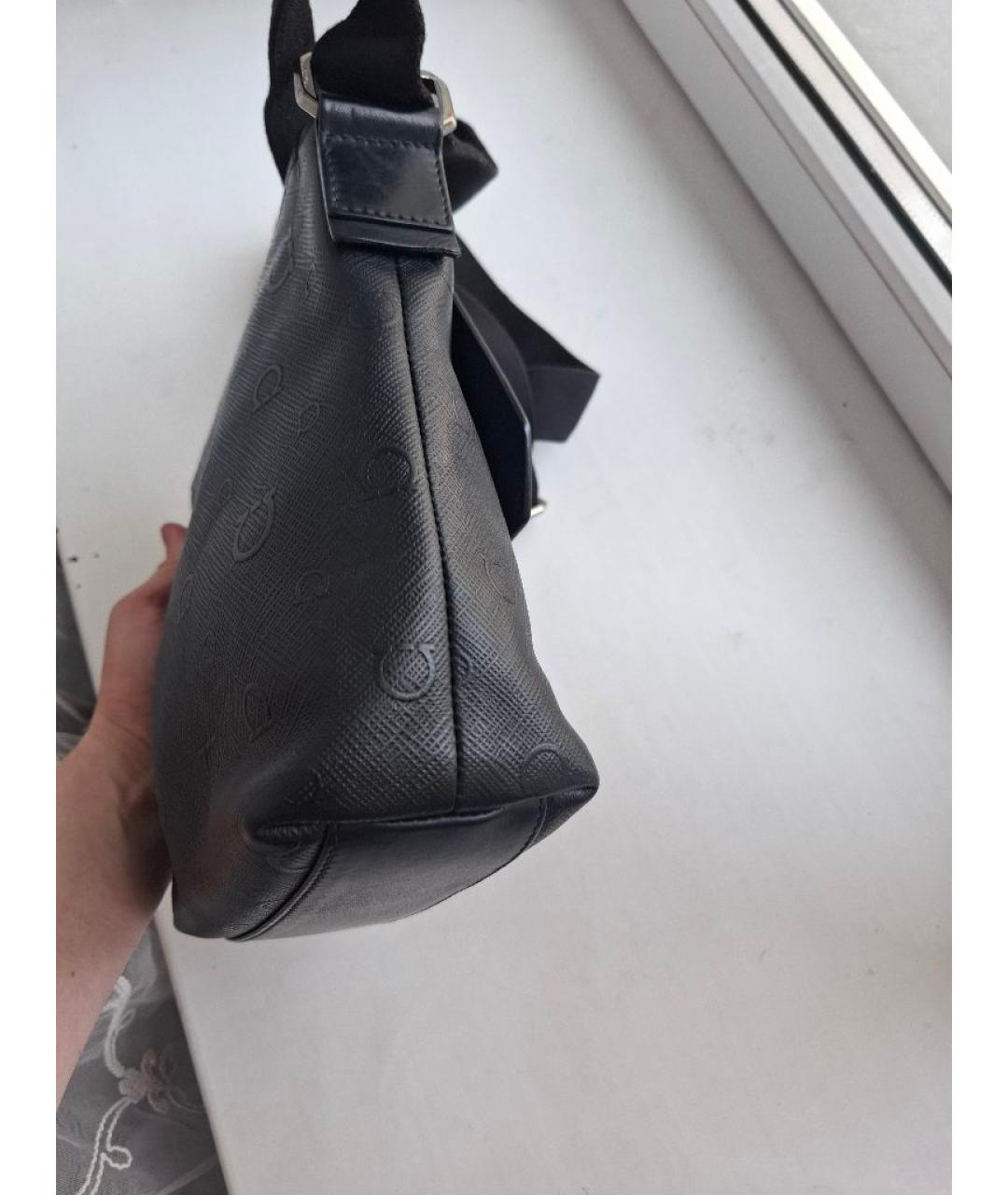 FERRAGAMO Черная кожаная сумка на плечо, фото 3