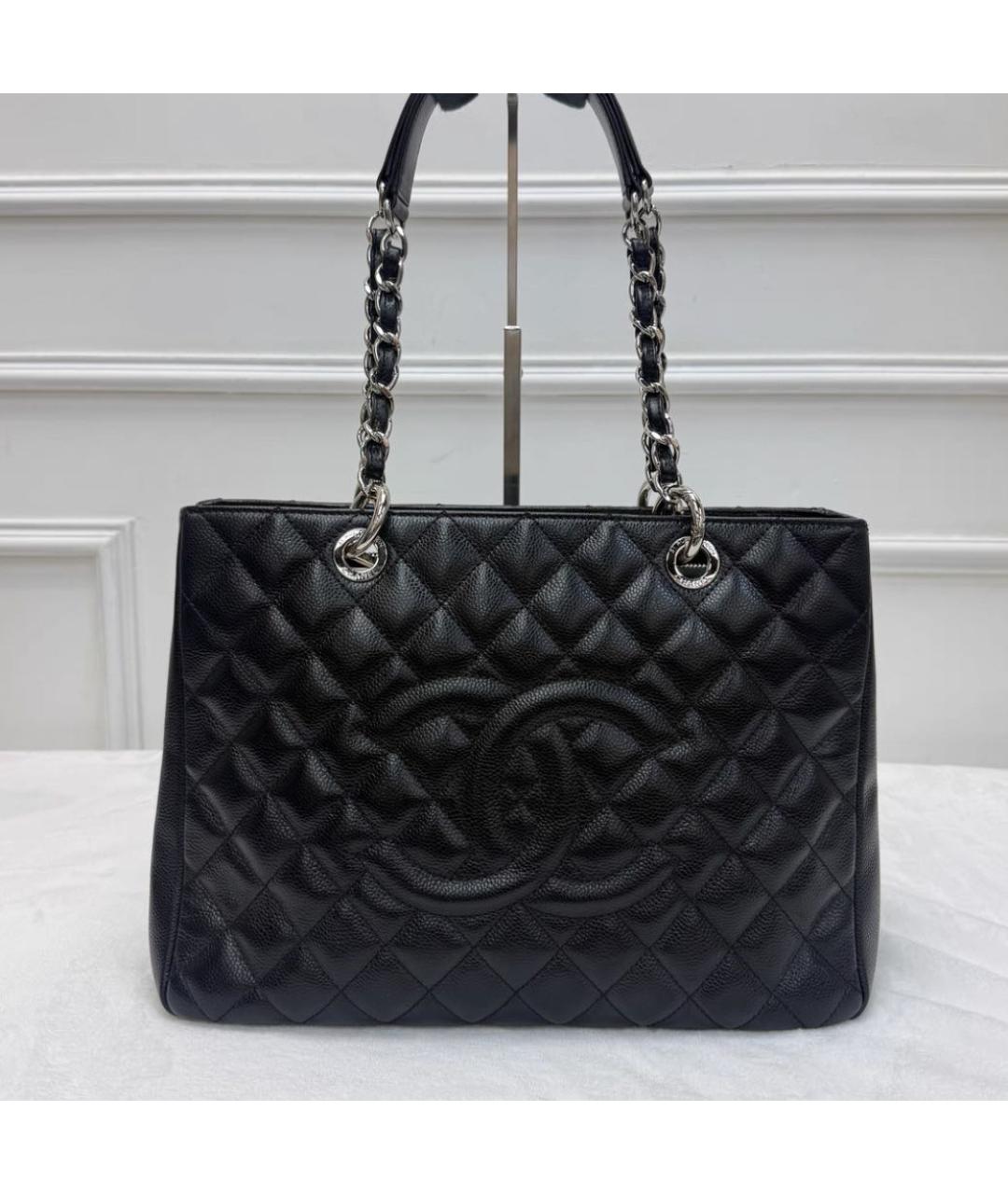 CHANEL Черная кожаная сумка тоут, фото 2