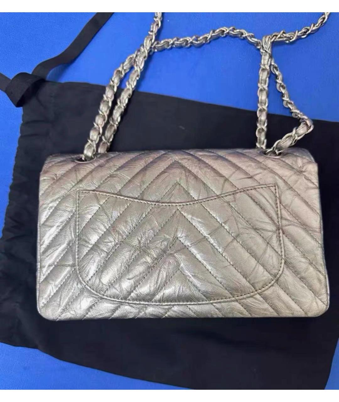 CHANEL Серебряная кожаная сумка через плечо, фото 3