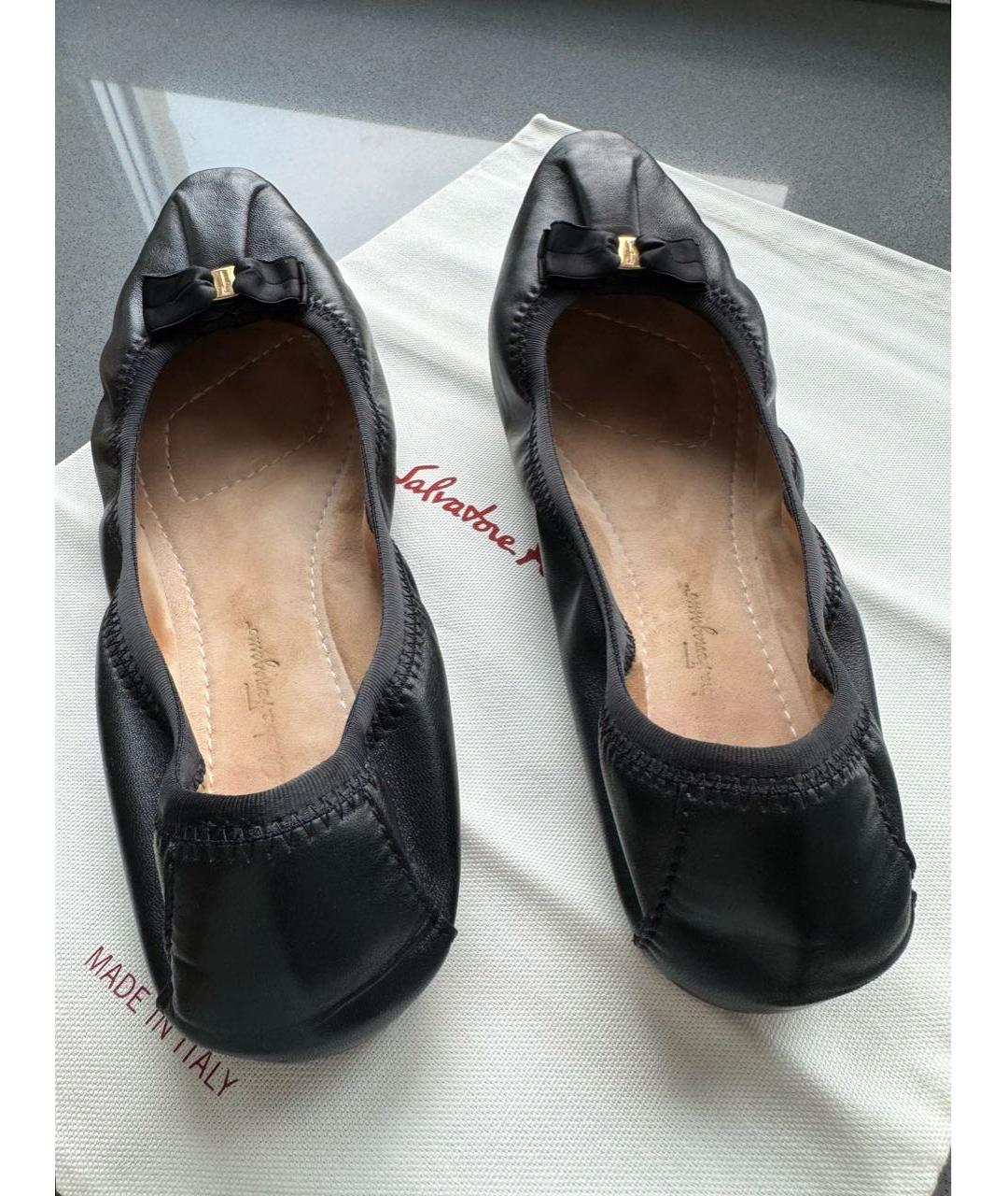 FERRAGAMO Черные кожаные балетки, фото 8