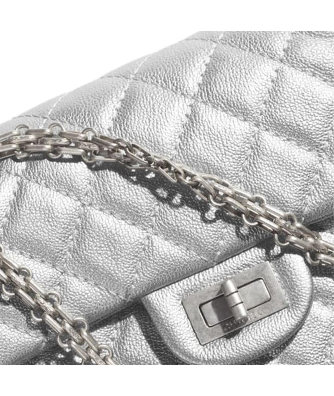 CHANEL Серебряная кожаная сумка через плечо, фото 3