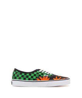 VALENTINO Низкие кроссовки / кеды