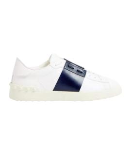 VALENTINO Низкие кроссовки / кеды