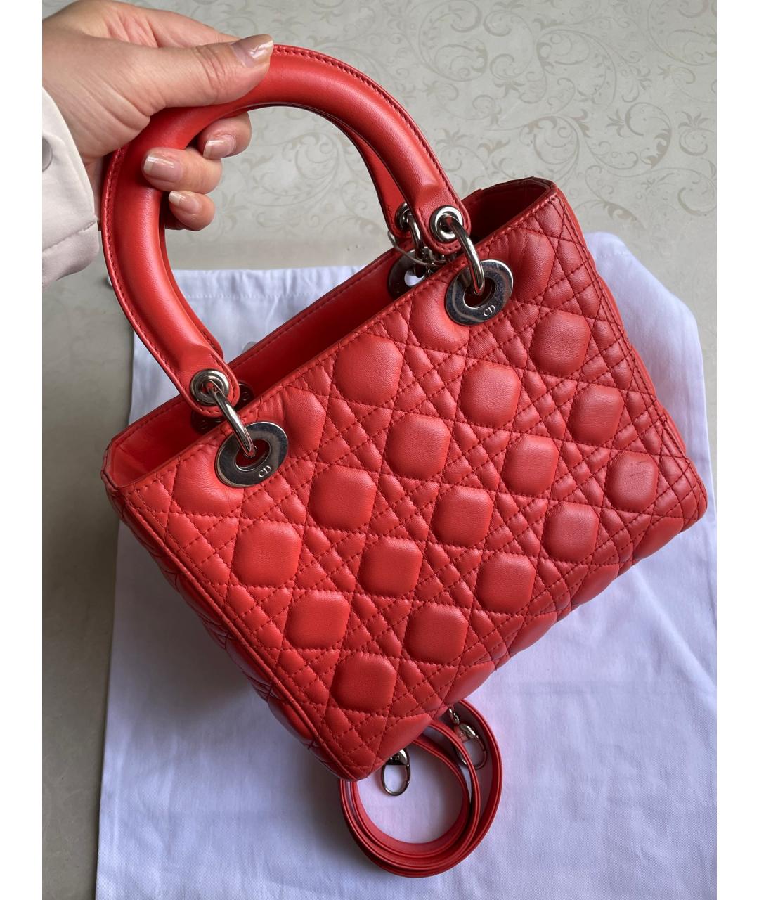 CHRISTIAN DIOR Красная кожаная сумка с короткими ручками, фото 3