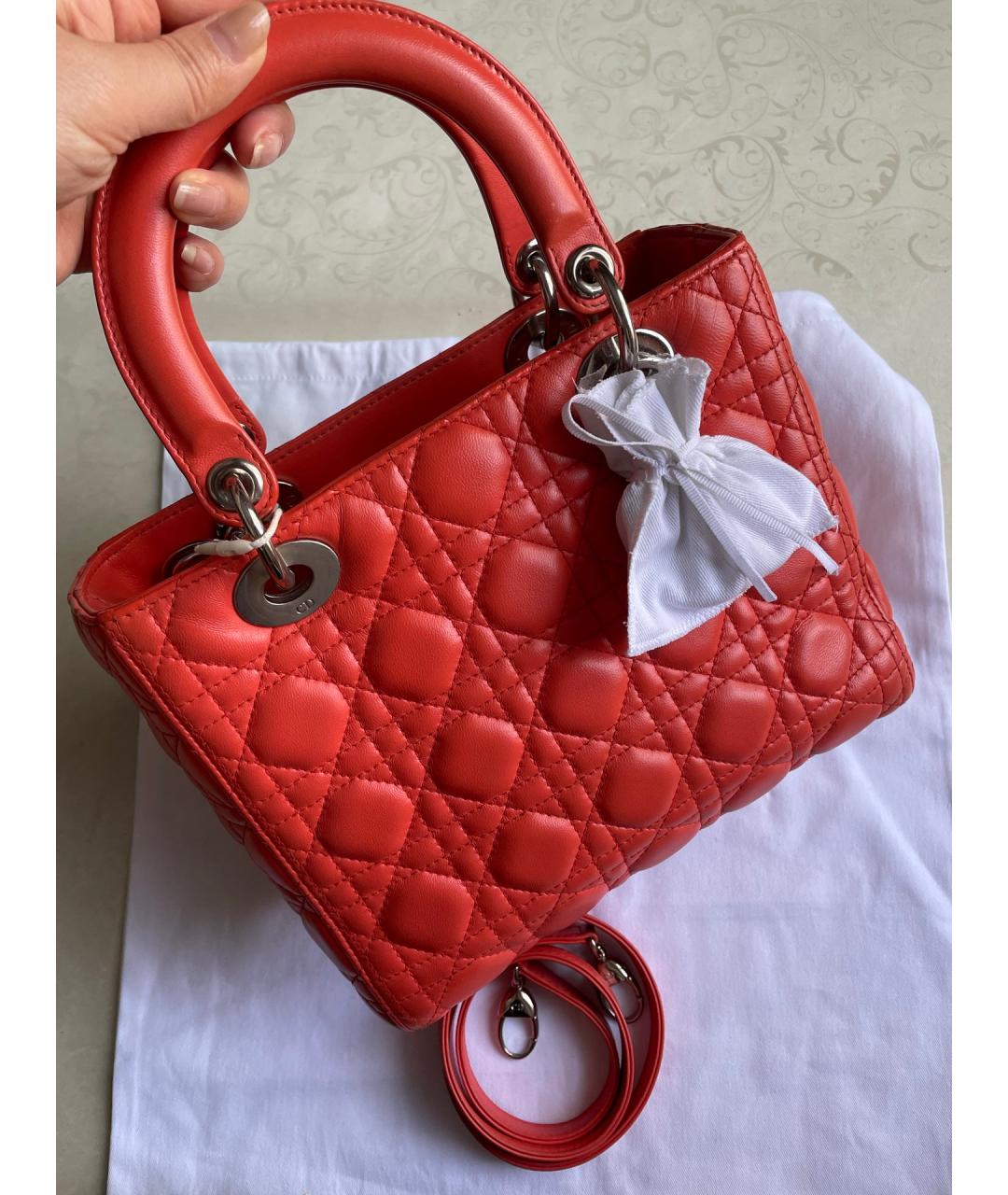 CHRISTIAN DIOR Красная кожаная сумка с короткими ручками, фото 2